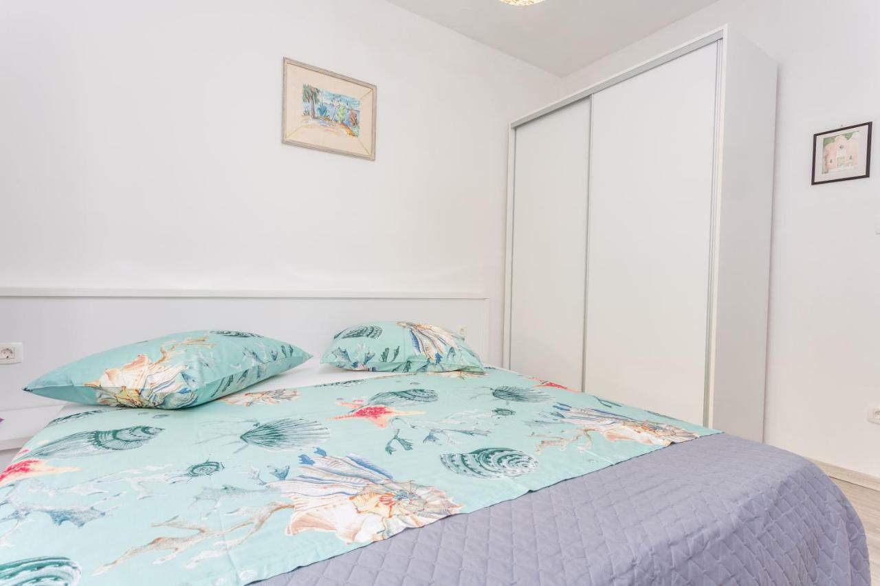 Apartment Branka Kustura 2 Hvar Town Esterno foto